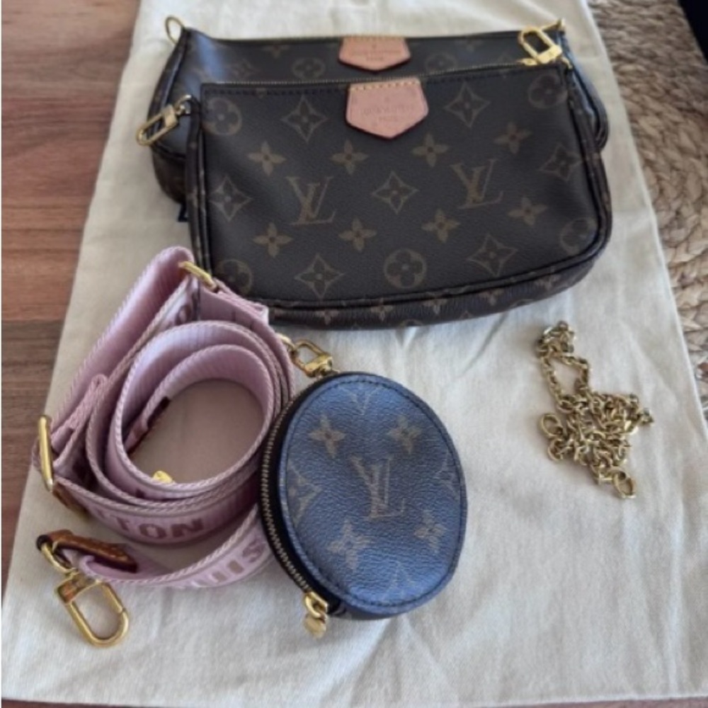 Louis Vuitton purse